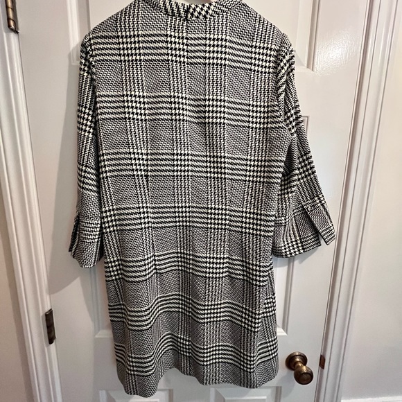 H&M Houndstooth mini dress with jewel insects, size 12 - Picture 3 of 5